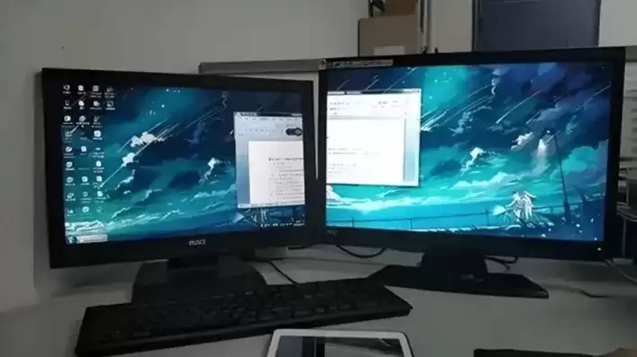 两个显示器怎样共用一台主机分屏，两个显示器怎样共用一台主机